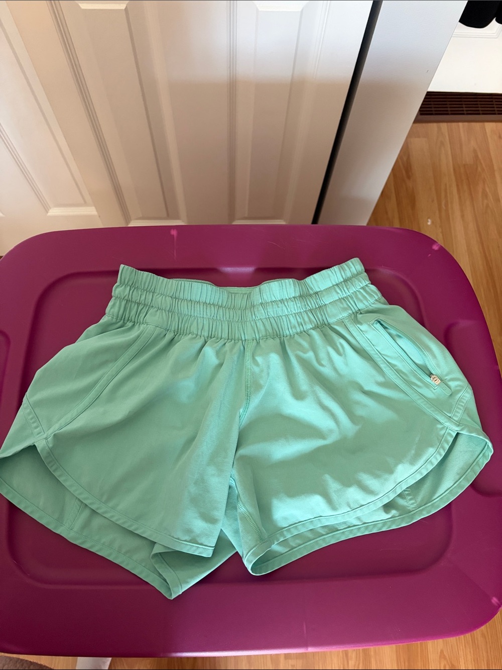 Lululemon Hotty Hot High-Rise Lined Shorts 4” Inseam - Size 6